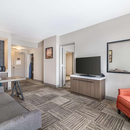 Hilton Garden Inn Albany-Suny Area Bagian luar foto