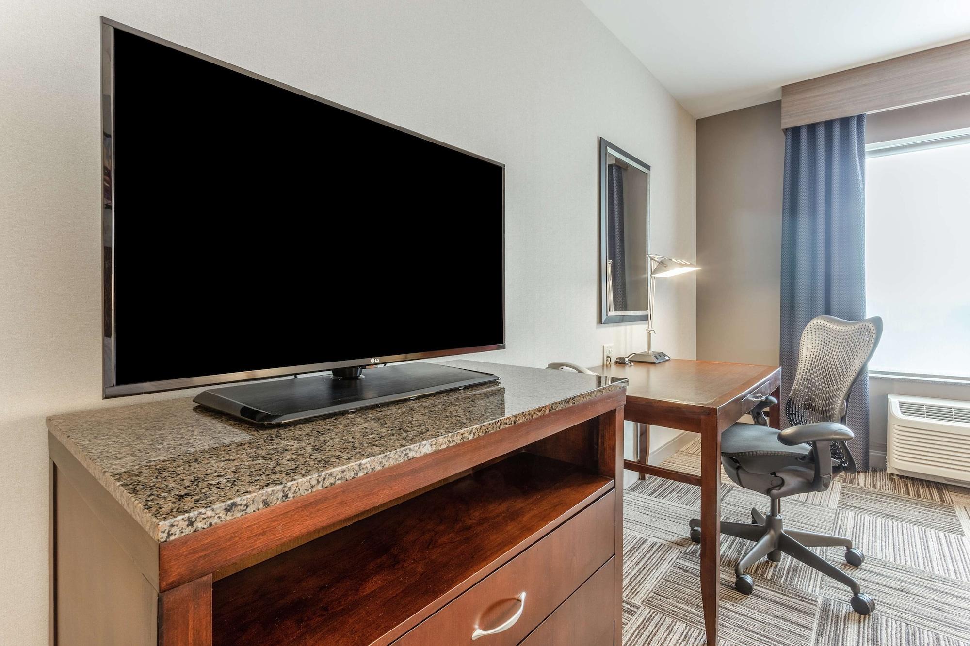 Hilton Garden Inn Albany-Suny Area Bagian luar foto